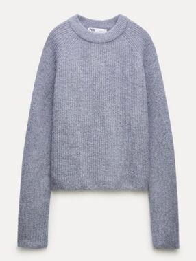 Zara Cropped Light Bluish Gray Fuzzy Knit Sweater. Alpaca/Wool Blend. Size XL